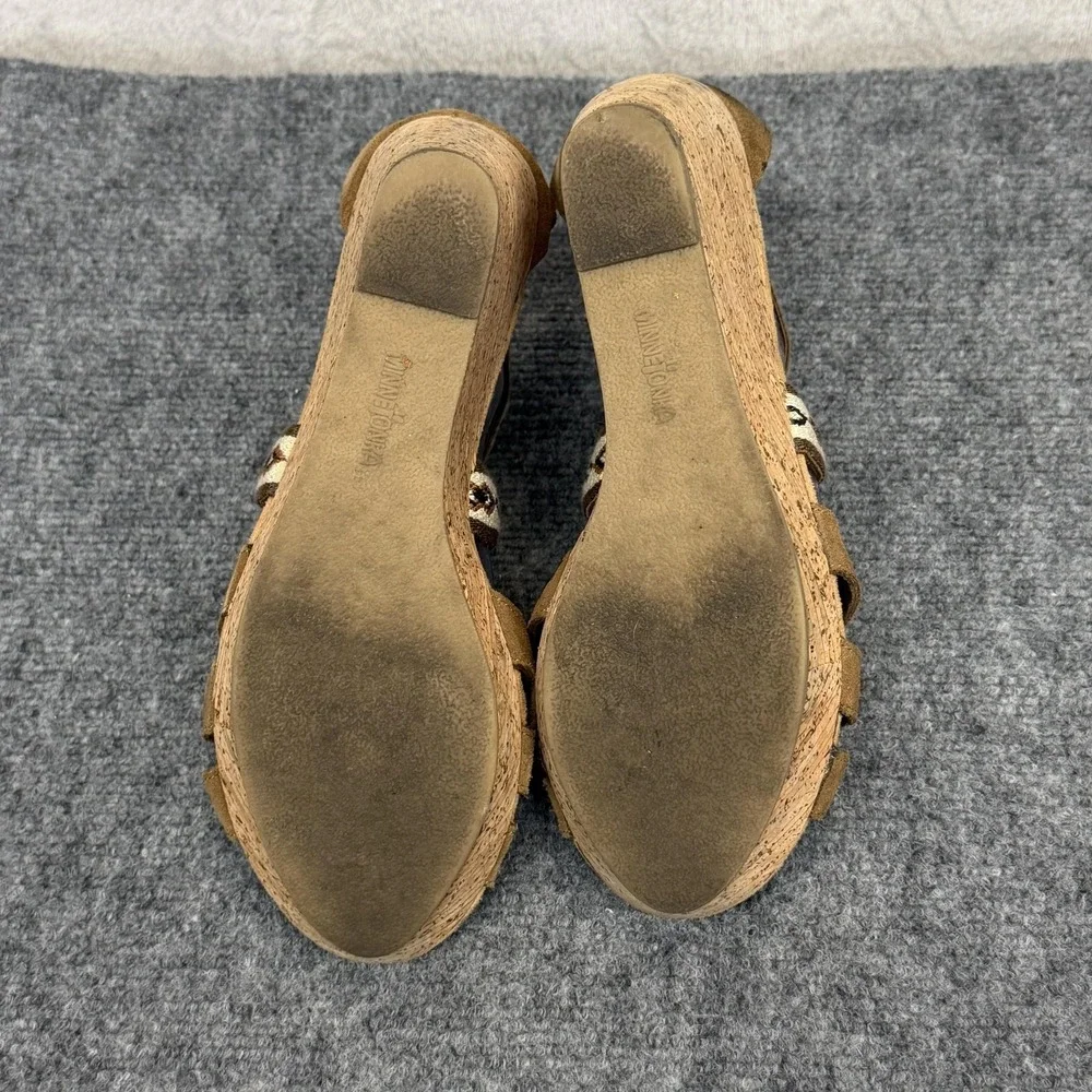 Minnetonka Wedge Sandals Womens Size 10 Brown Leather Embroidered Straps‎ Cork